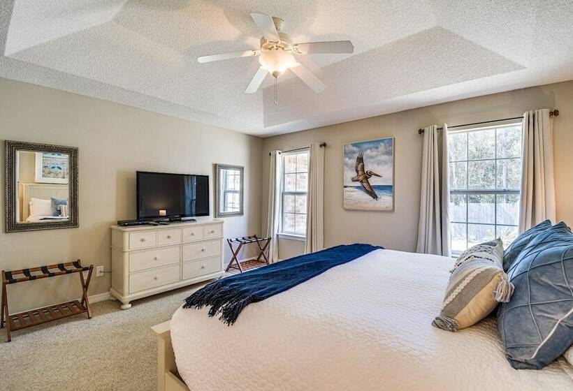 Orange Beach Home W/ Hot Tub < 2 Mi To The Wharf