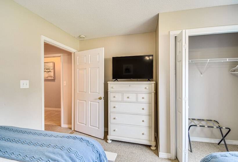 Orange Beach Home W/ Hot Tub < 2 Mi To The Wharf