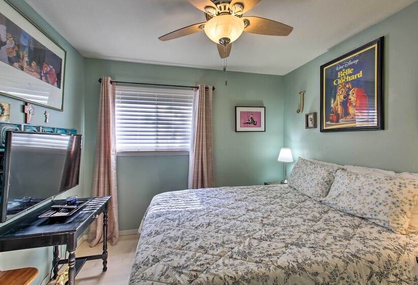 Walk To Bathhouse Row: Dog Friendly Home!