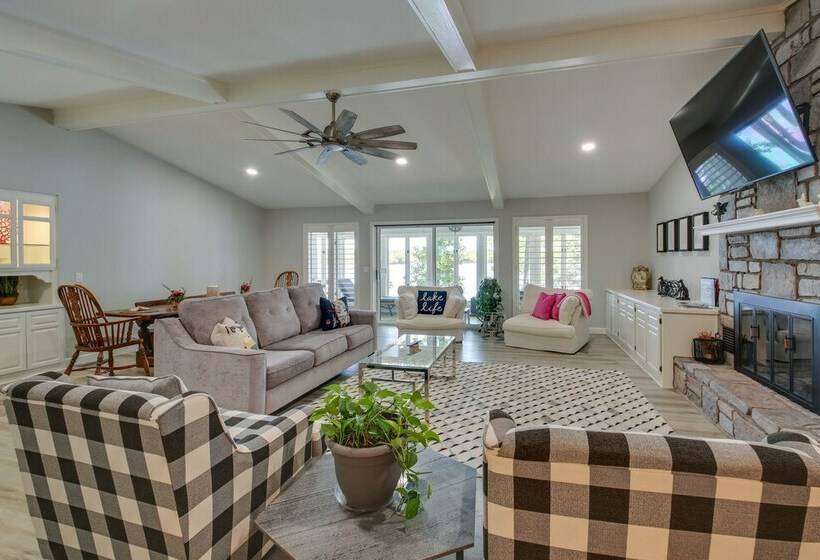 Hot Springs Village Lakehouse Near Golfing!