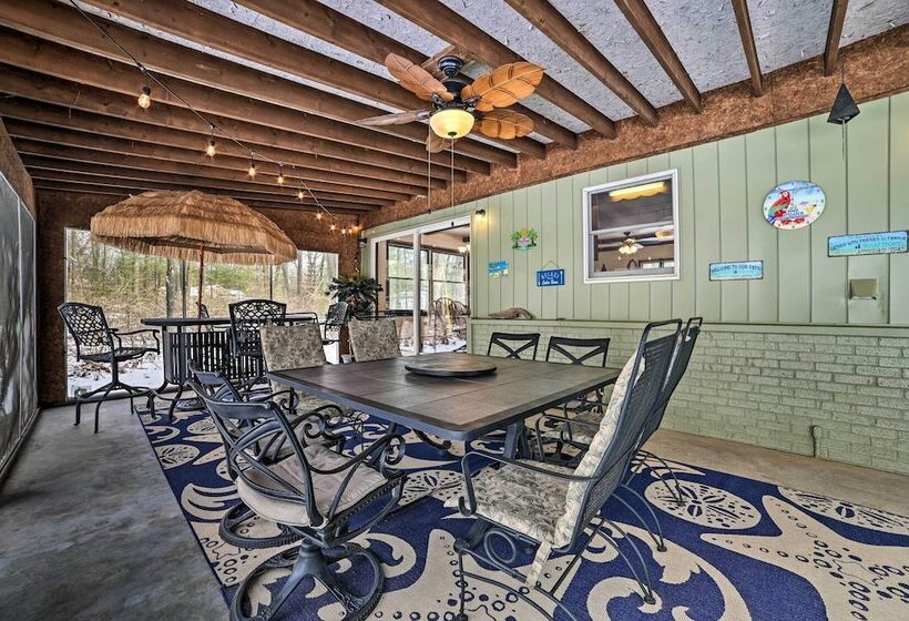 Houghton Lake Cottage Escape W/ Patio!