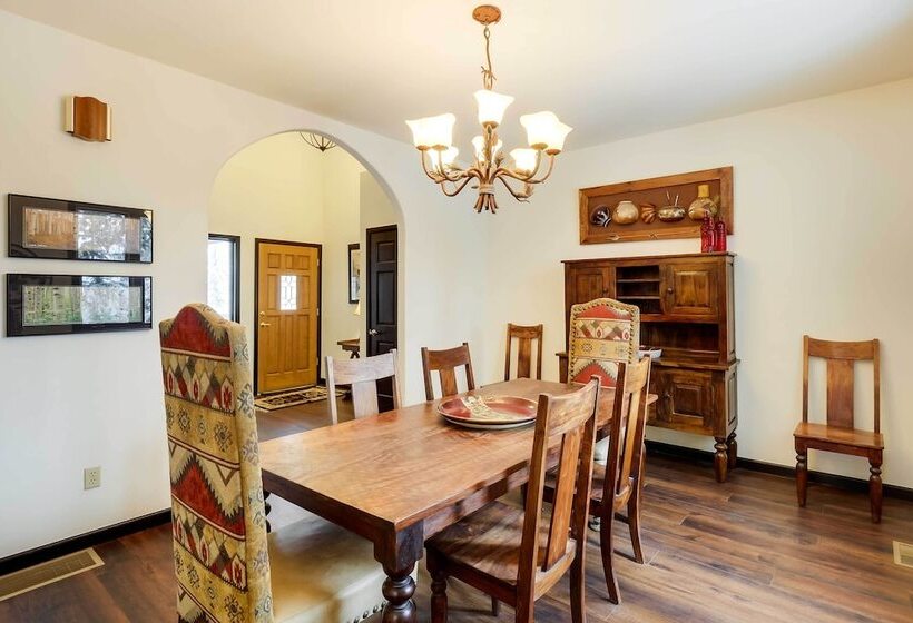 Hot Tub & Ski Shuttle: Forested Breckenridge Home!