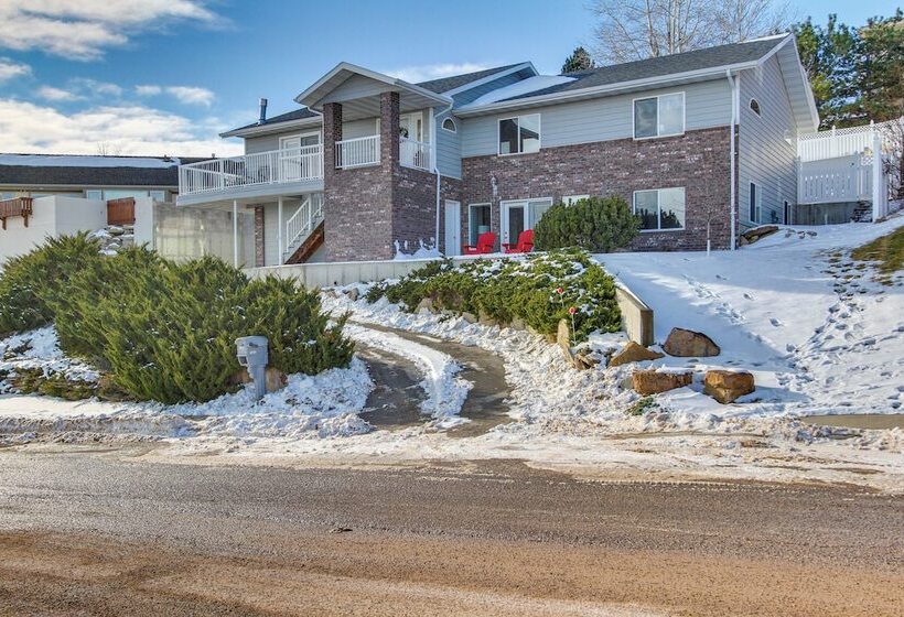 Inviting Great Falls Home W/ Wraparound Deck!