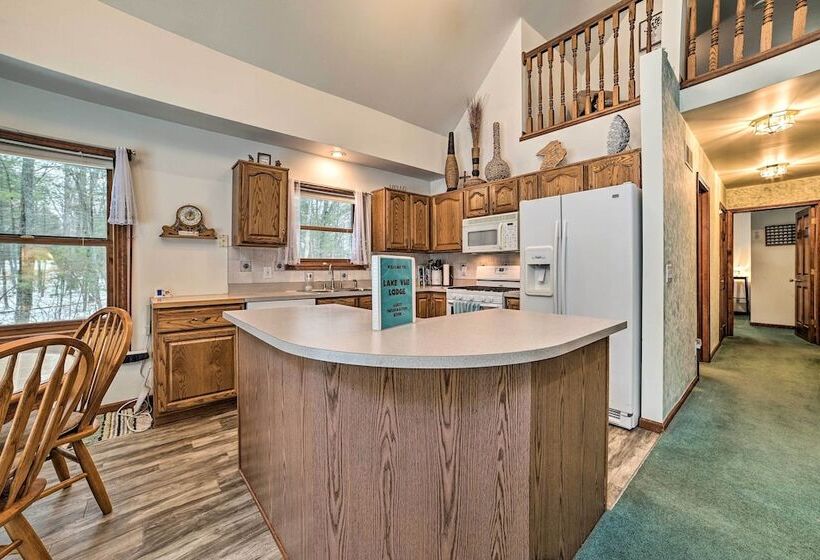 Inviting Lake Vue Lodge Home W/ Fire Pit + Deck