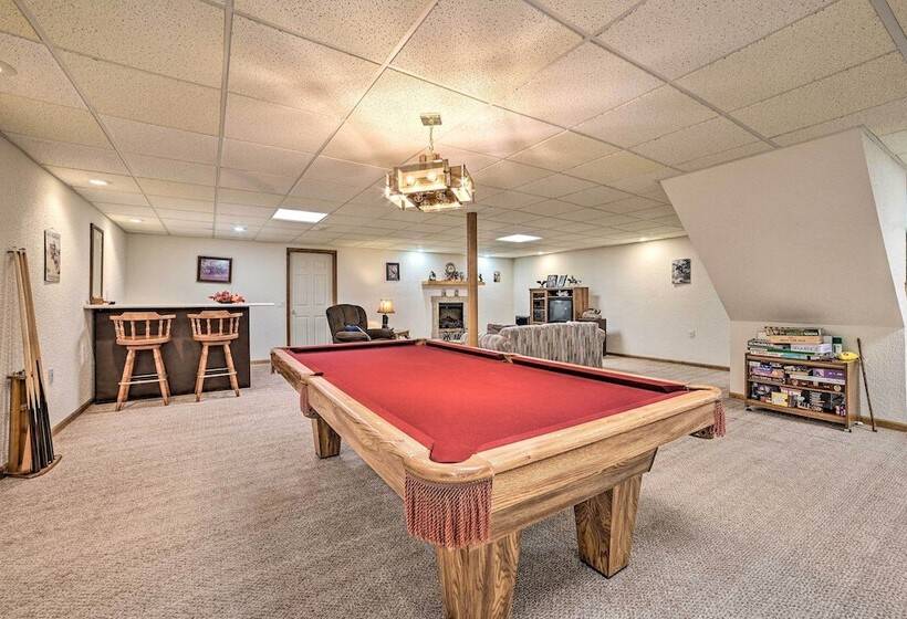 Inviting Lake Vue Lodge Home W/ Fire Pit + Deck