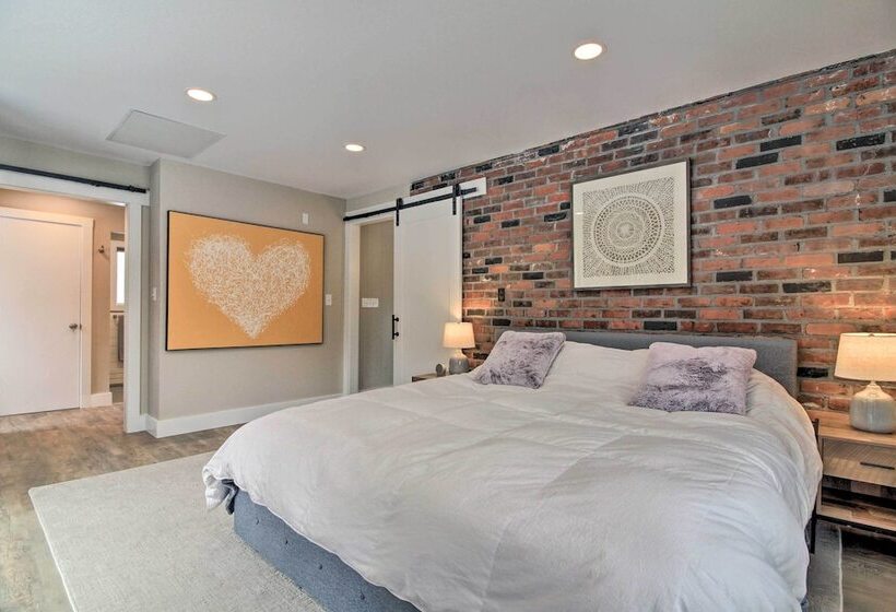 Inviting Vermont Home On Mount Ascutney!