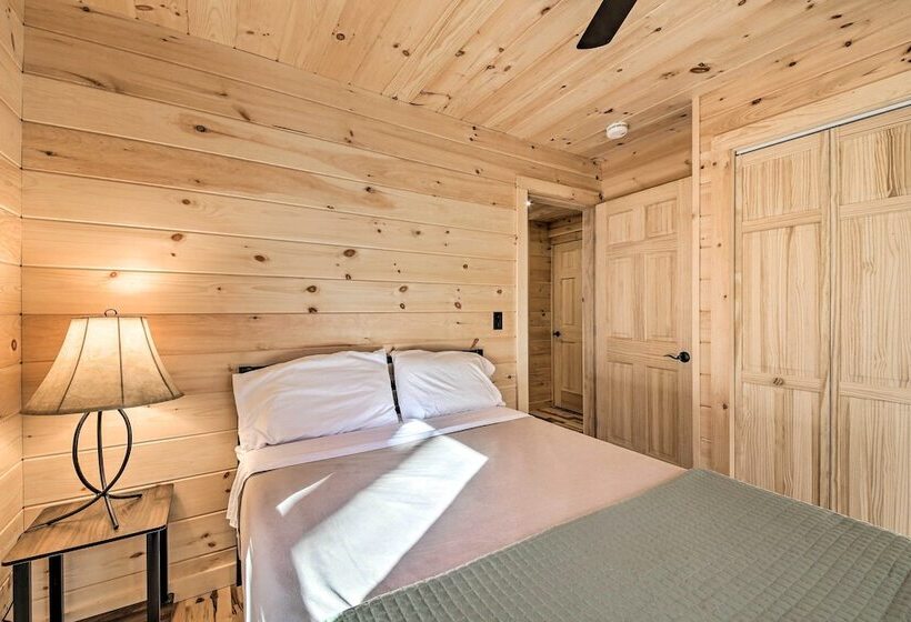 Inviting Webb Lake Cabin W/ Mountain Views