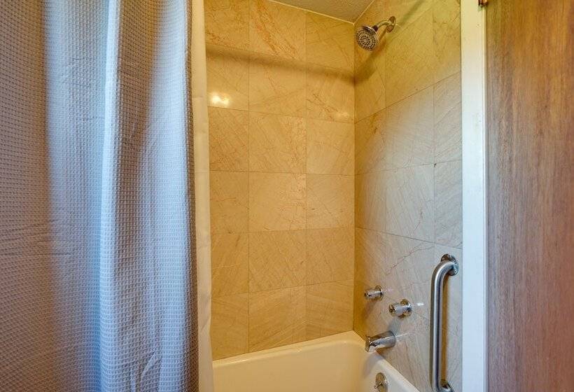 John S Farmhouse In Mount Snow  On 120 Acres!