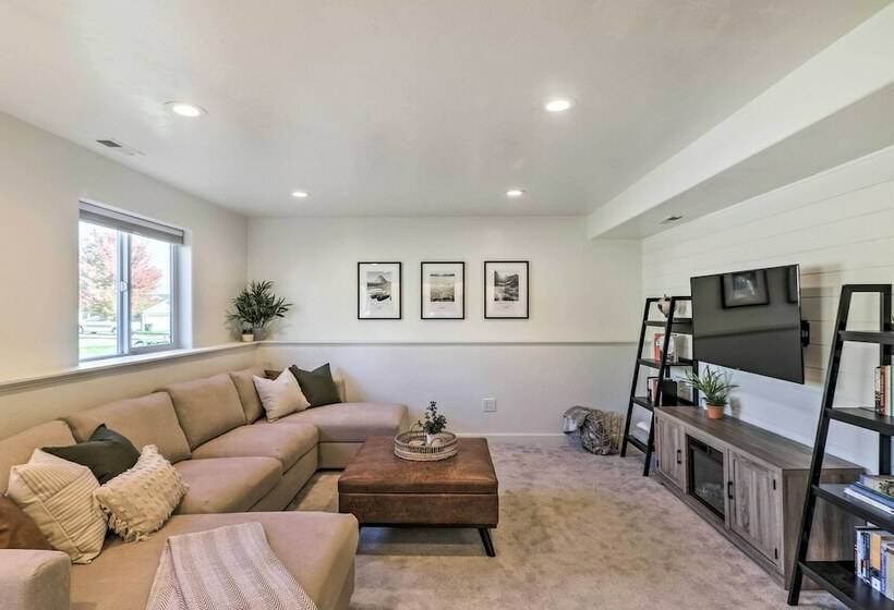 Kalispell Home W/ 2 Suites ~ 35 Mi To Glacier