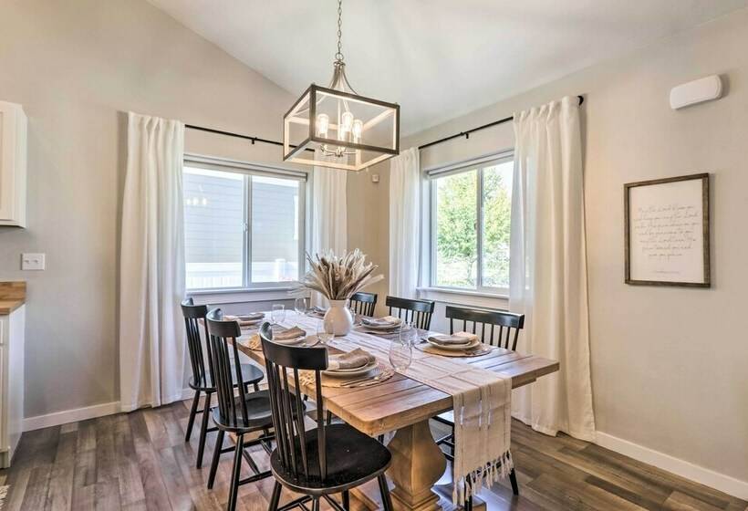 Kalispell Home W/ 2 Suites ~ 35 Mi To Glacier