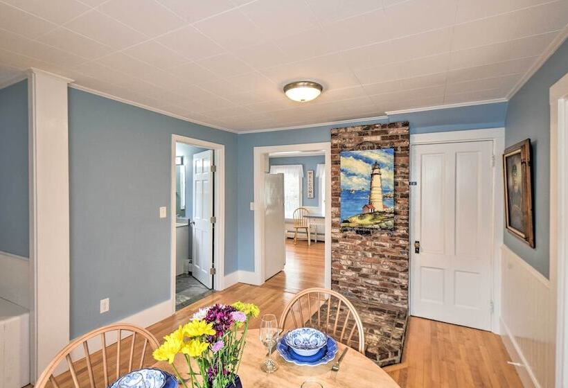 Kennebunk Home W/ Yard < 1 Mile To Dock Square!