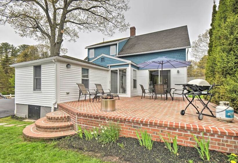 Kennebunk Home W/ Yard < 1 Mile To Dock Square!