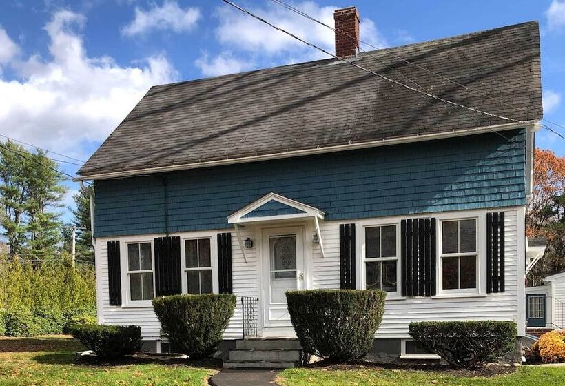 Kennebunk Home W/ Yard < 1 Mile To Dock Square!