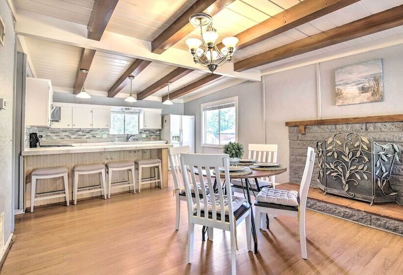 Lake Lbj Cabin: Walk To Parks & Boat Ramp!