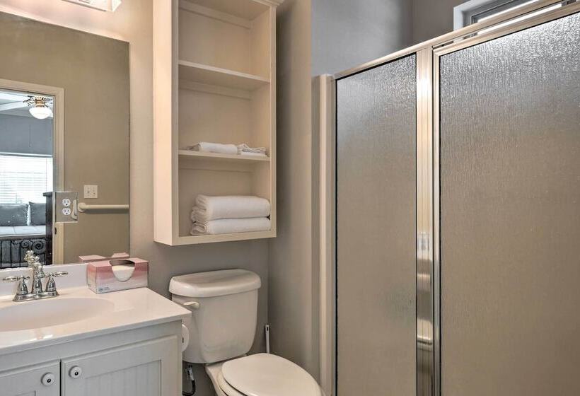 Lake Livingston Retreat W/ Boat Dock & Slip!