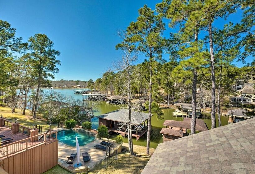 Lake Livingston Retreat W/ Boat Dock & Slip!