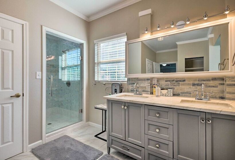 Lake Livingston Retreat W/ Boat Dock & Slip!