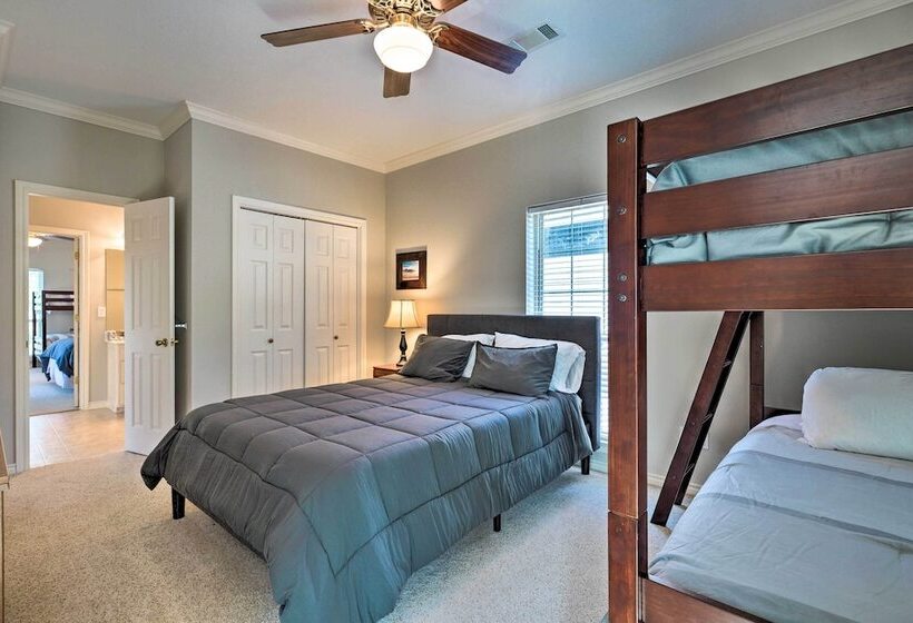 Lake Livingston Retreat W/ Boat Dock & Slip!