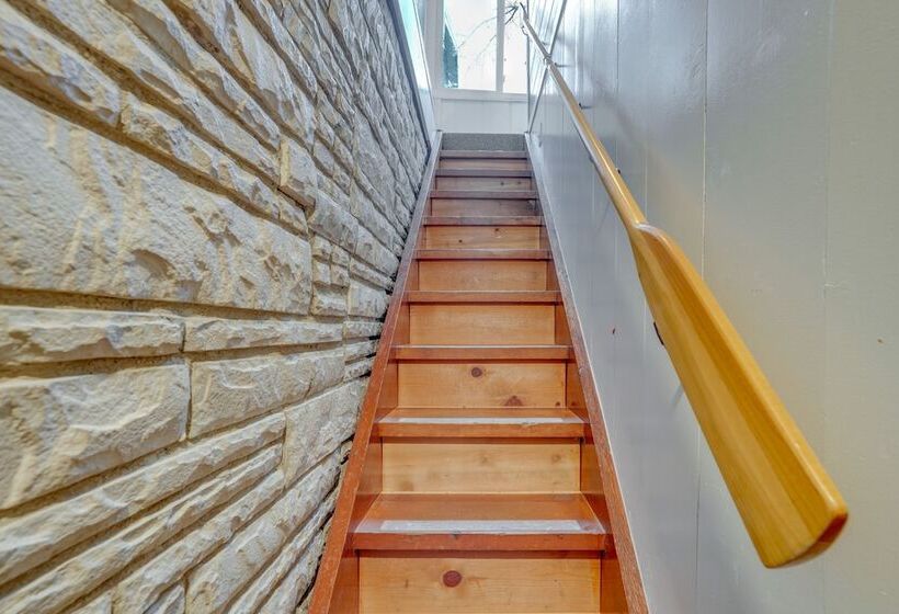 Lakefront Battle Creek Home W/ Fishing Dock!