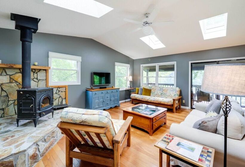 Lakefront Butler Retreat W/ Hot Tub & Dock!