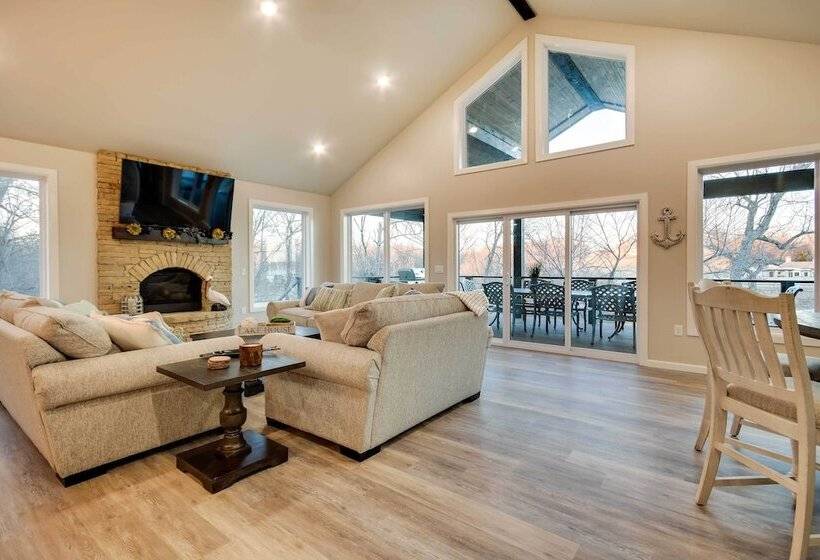 Waterfront Grand Lake Family House W/ Game Room!