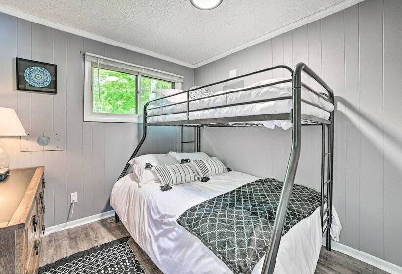 Lakefront Hideaway W/ Dock, Kayaks, Fire Pit!