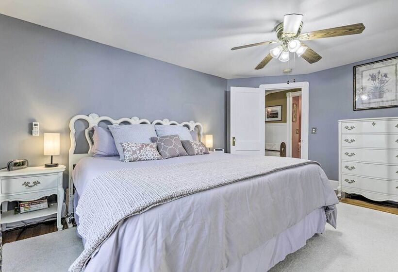 Lakefront Home, Close To Mt Southington!