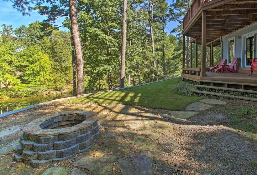Dock & Kayaks: Lakefront Hot Springs Home