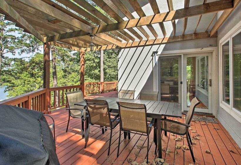 Dock & Kayaks: Lakefront Hot Springs Home