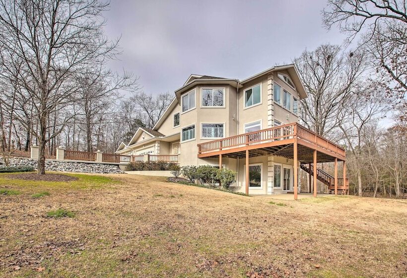 Lakefront Hot Springs Home W/ Deck & Boat Dock