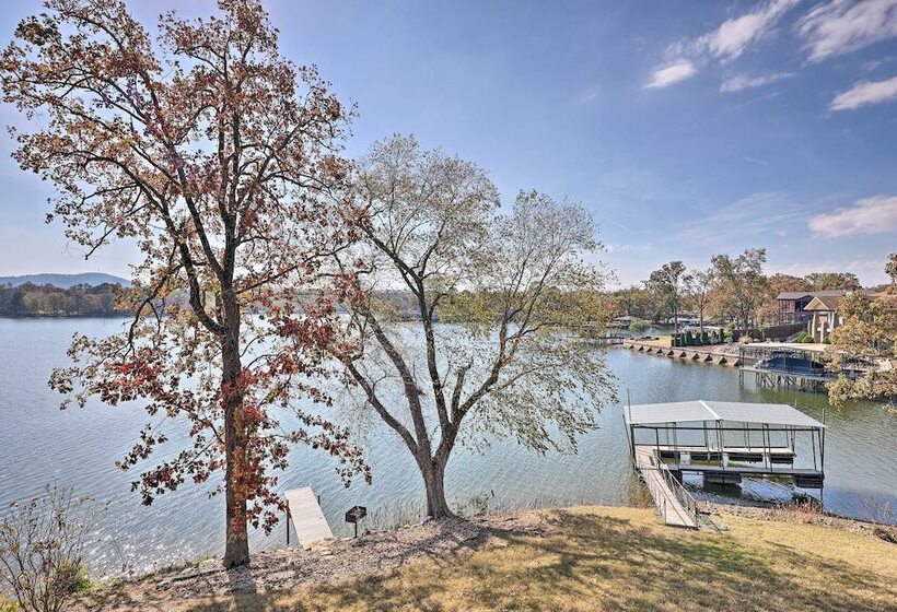 Hot Tub & Dock: Lakefront Home In Hot Springs