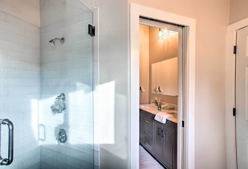 Lakefront Getaway W/ Hot Tub ~ 14 Mi To Schweitzer