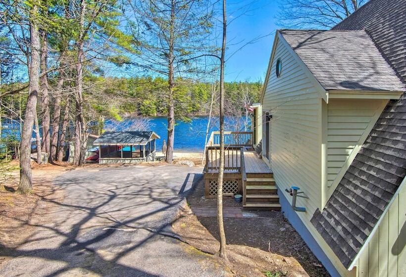 Lakefront Retreat W/ Kayaks, Grill, Fire Pit!