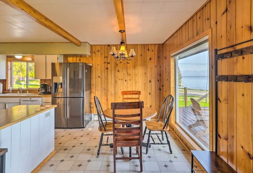 Lakeside Home W/ Beach ~ 14 Mi To Ski Area!
