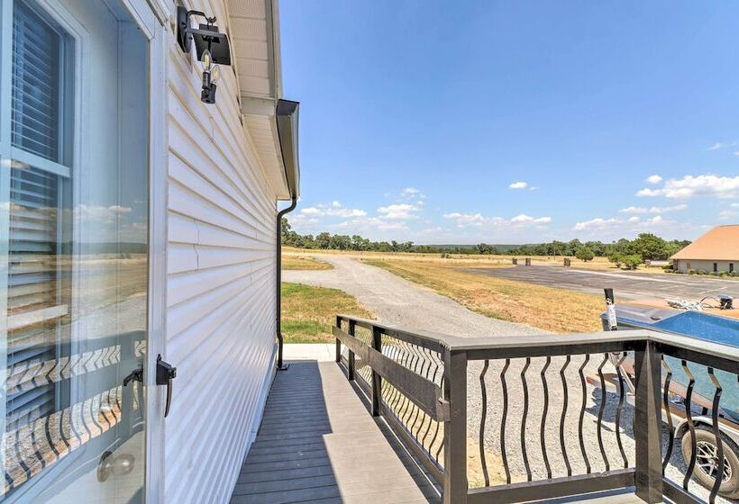 Lakeview Edgemont Escape W/ Fire Pit + Grill!