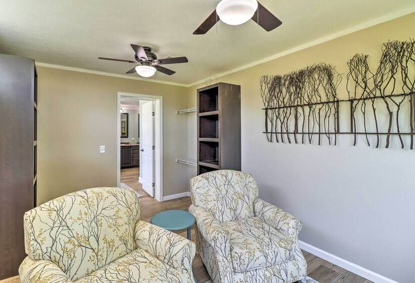 Lakeview Edgemont Escape W/ Fire Pit + Grill!