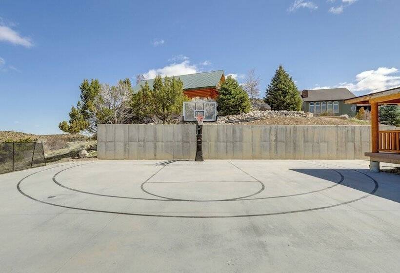 Large Sterling Cabin < 1 Mi To Palisade State Park