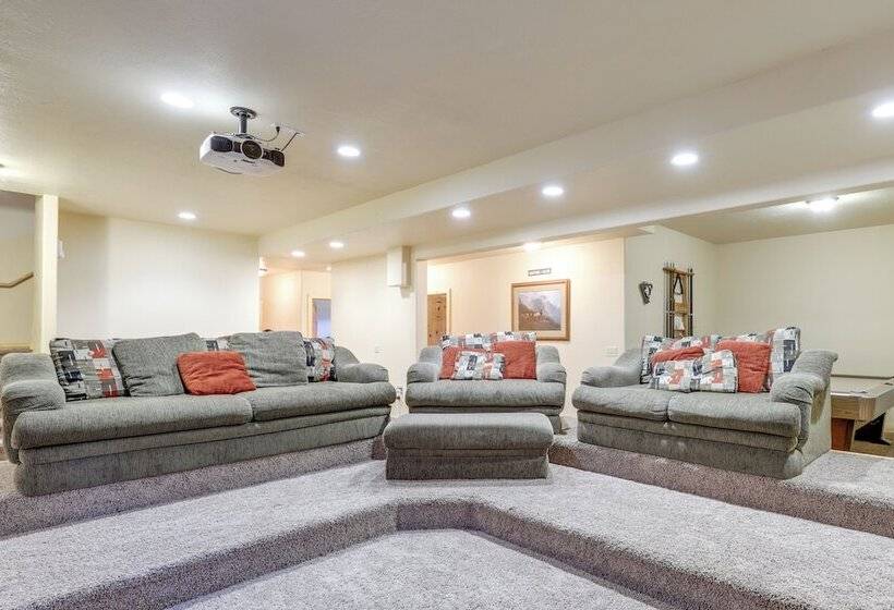 Large Sterling Cabin < 1 Mi To Palisade State Park