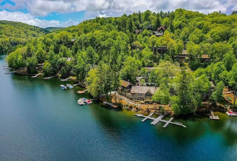 Cashiers Home W/ Outdoor Fireplace & Fire Pit!