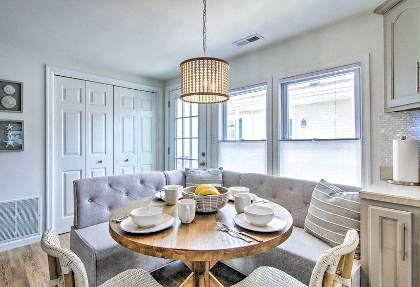 Lovely Fenwick Island Home W/ Fire Pit + Bay Views