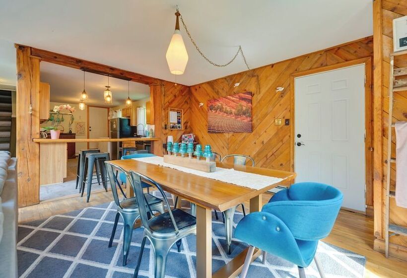 Stunning Golden Home W/ Deck ~ 35 Mi To Denver!