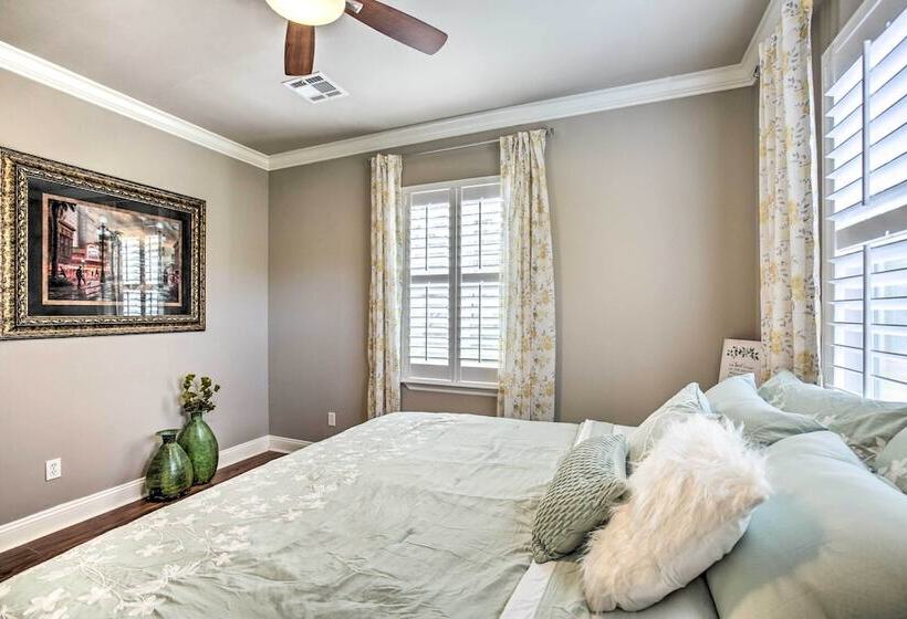 Luxe Home W/ Yard Near Lake Pontchartrain!