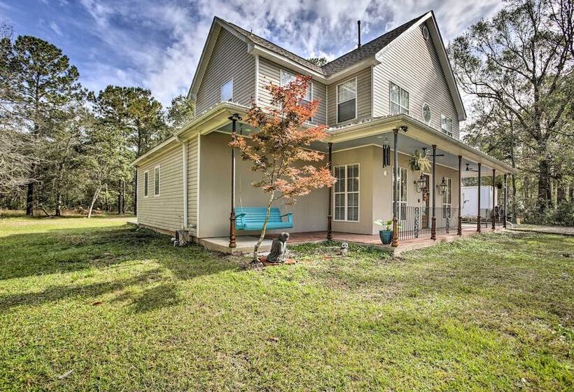Luxe Home W/ Yard Near Lake Pontchartrain!