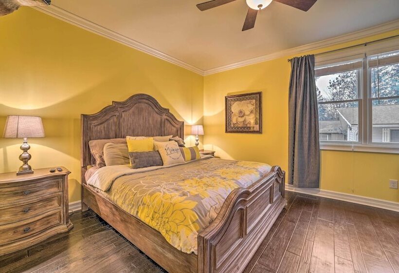 Luxe Waterfront Home W/ Private Lake Access!