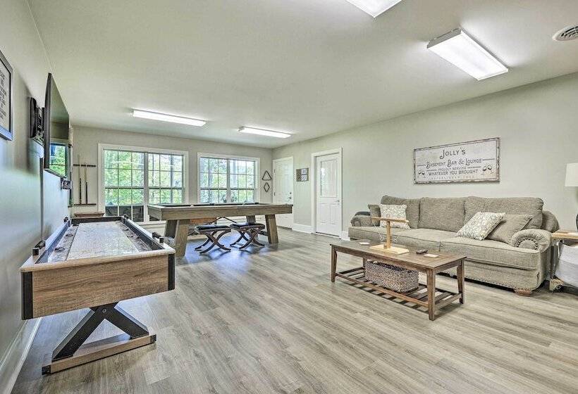 Luxurious Waterfront Home On Pickwick Lake!