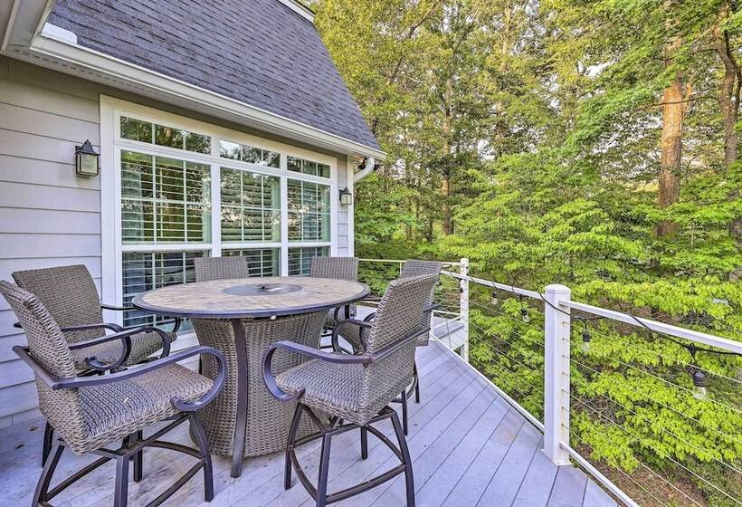 Luxurious Waterfront Home On Pickwick Lake!