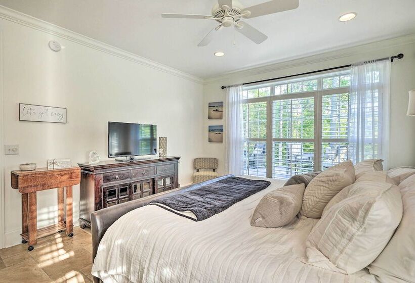 Luxurious Waterfront Home On Pickwick Lake!