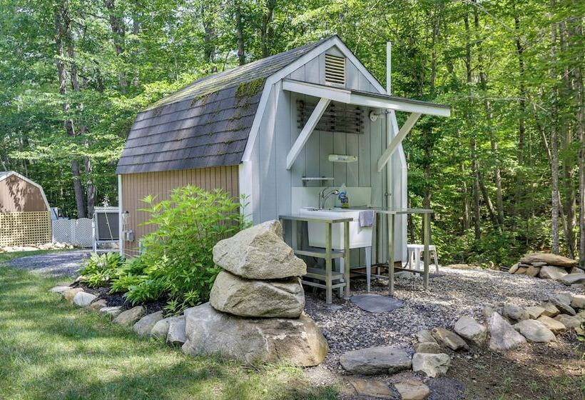Maine Cottage W/ Dock & Kayaks, Near Augusta!
