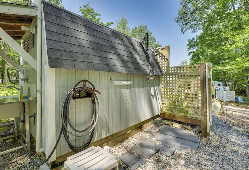Maine Cottage W/ Dock & Kayaks, Near Augusta!
