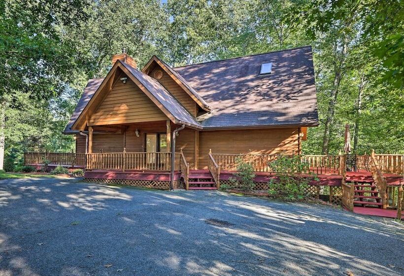 Majestic Caldwell Retreat W/ Wraparound Deck!